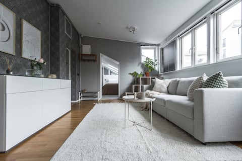 Top floor flat in calm suburb