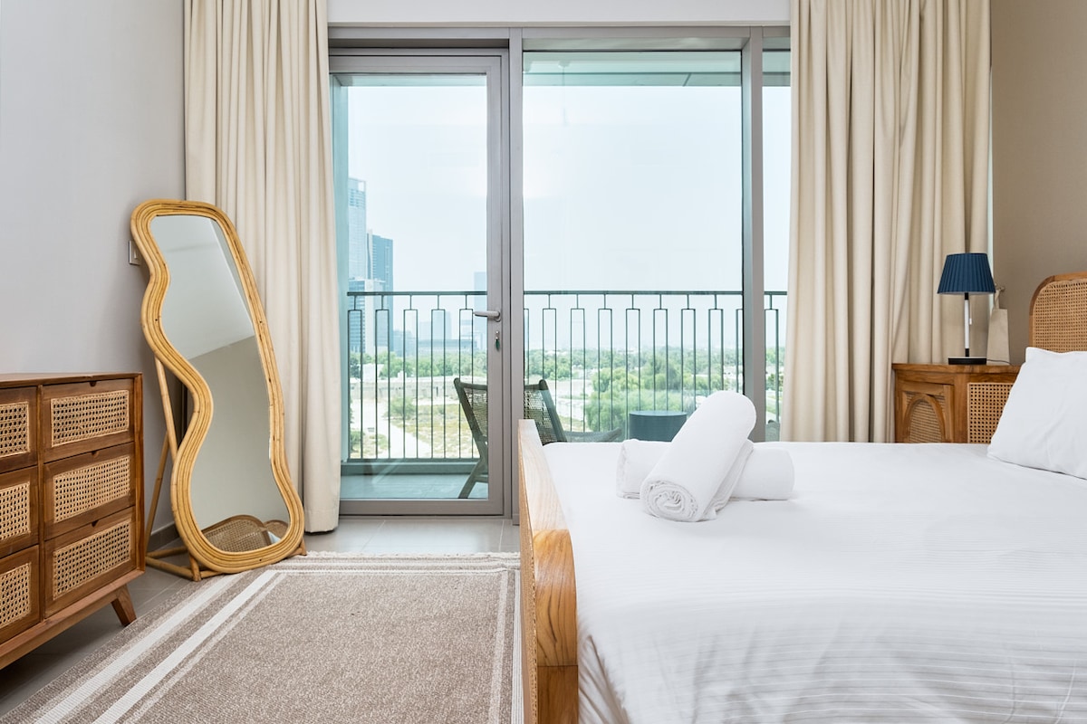 Downtown Views II — 2 BR