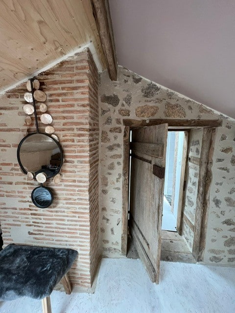 Chumba cha kulala cha kuingilia ghorofani