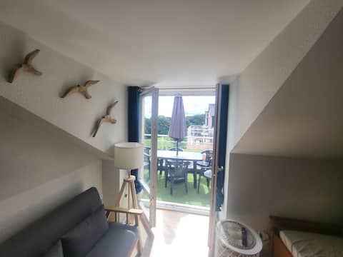 Top Airbnb: Apartment in a residence with pools in Carantec