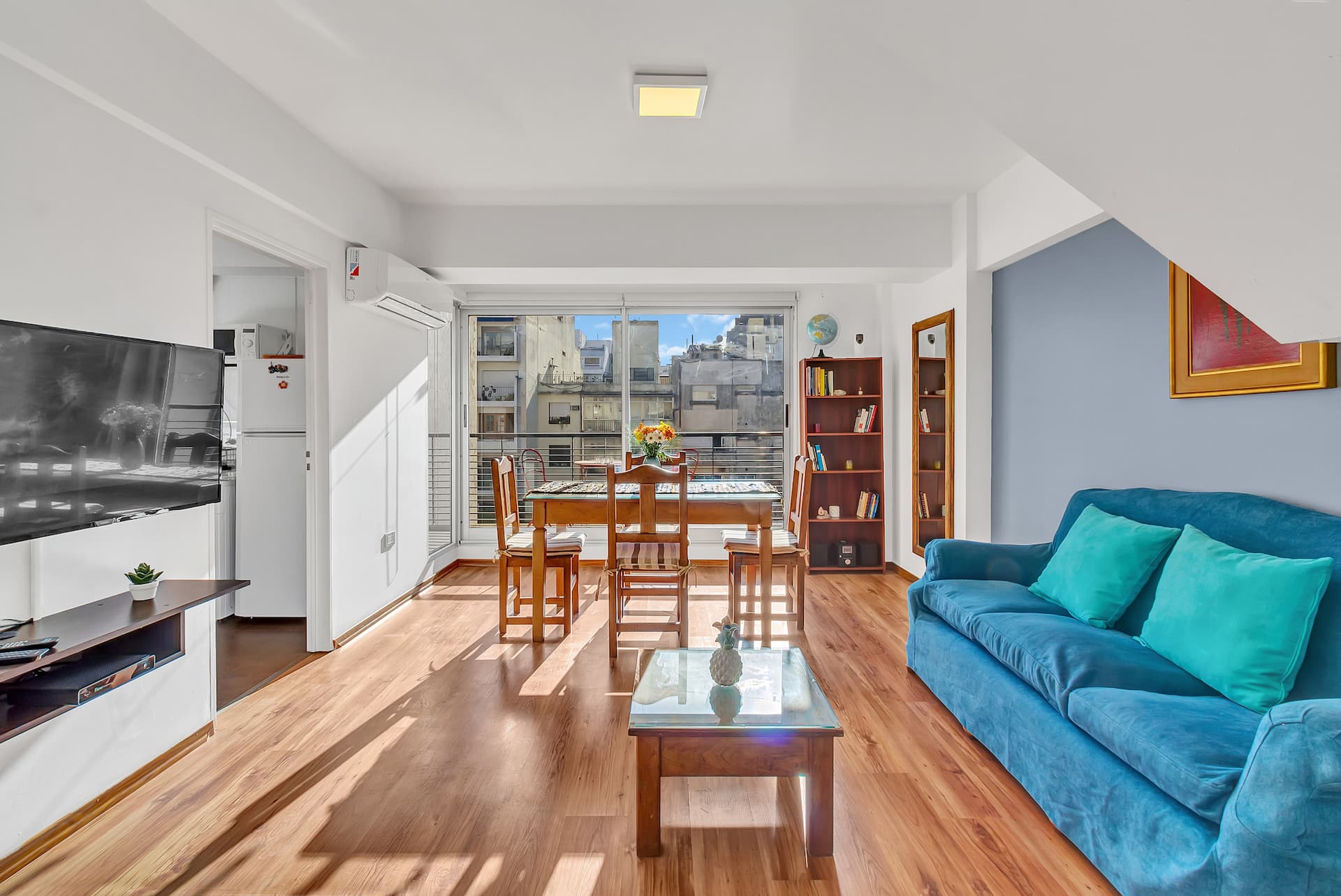 Triplex com 2 quartos com suíte em Colegiales