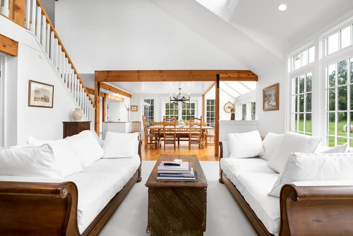 Serene Lakeview - Litchfield, CT