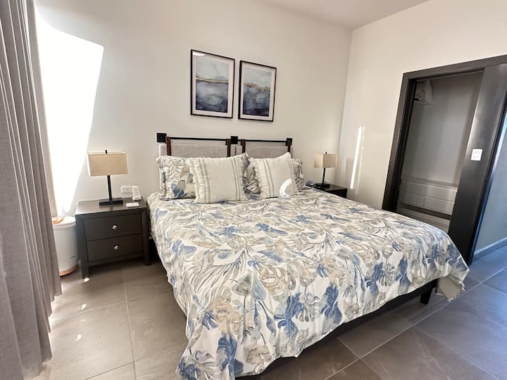 Spavaća soba na oceanu, bračni krevet (160x200)