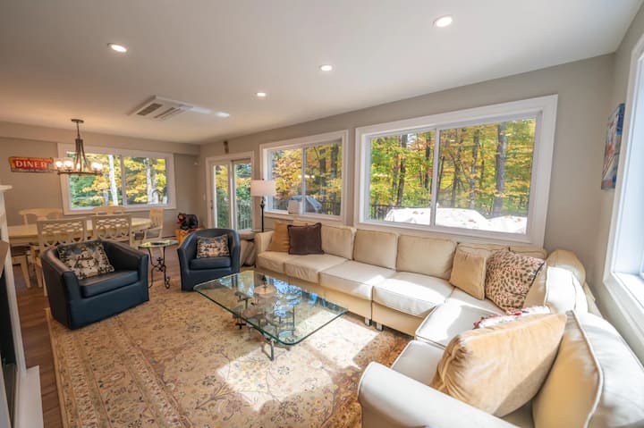 Family/dog Friendly Mountain Home W/ Amenities - Wilmington, VT