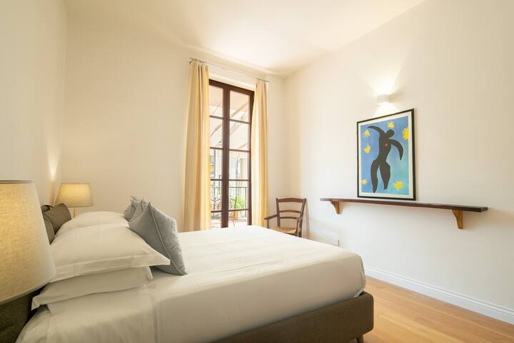 Trilogy 3.03 | Private Terrace DomeView & Elevator gallery image 3