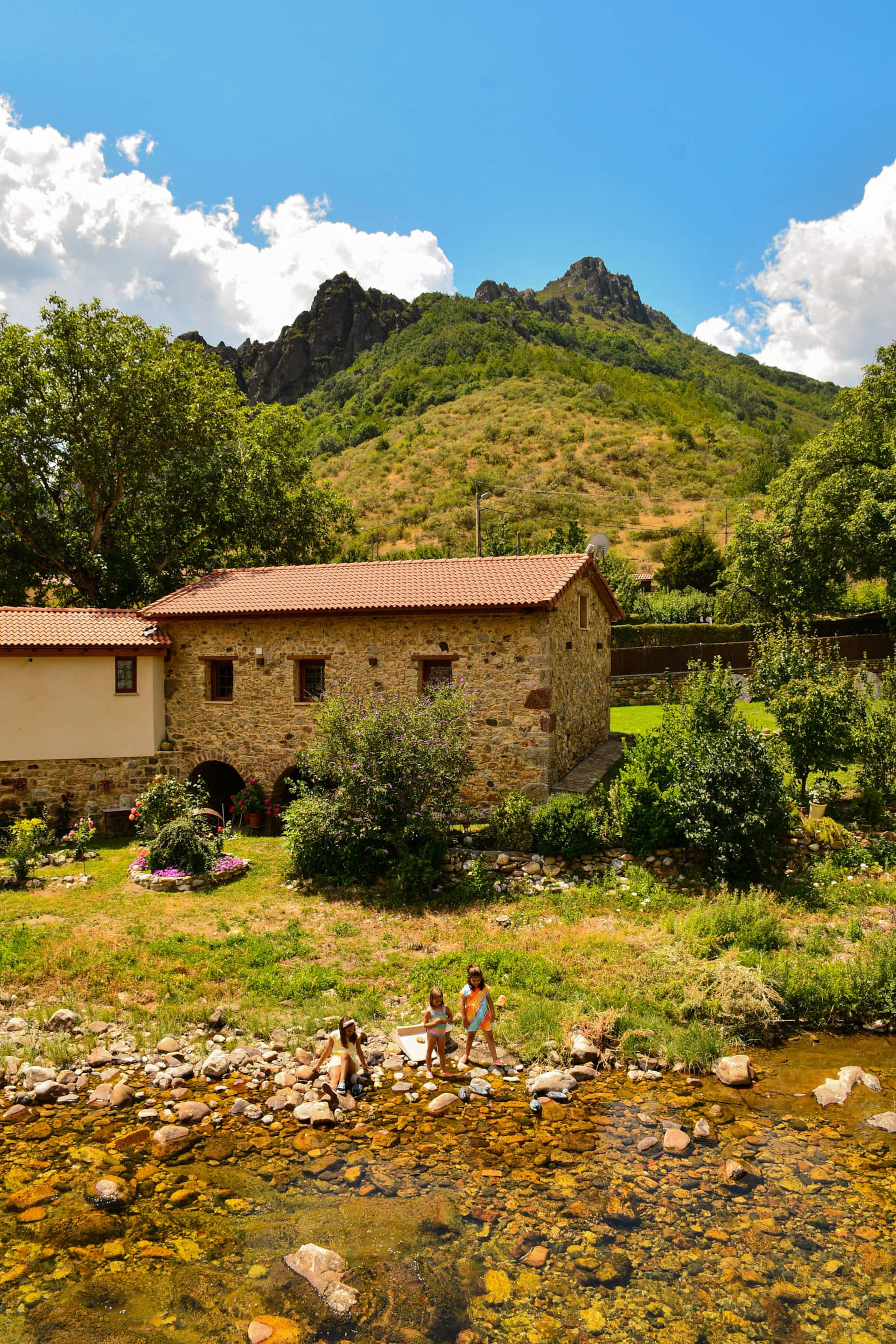 Tourist Use Housing-LE-938. El Molino de Nocedo (Nocedo's Mill)