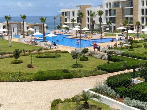 prestigia beach of nations