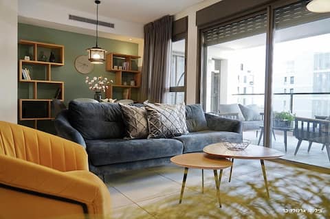 Beachfront Sea View Dream Escape - 3BR with Mamad