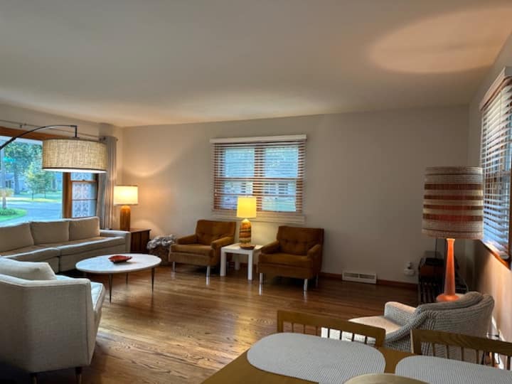 Clean, Comfy, Close To Nd - South Bend, IN