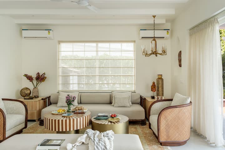 Living area image 11