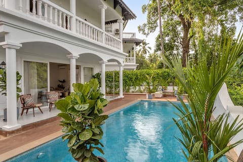 Luxurious 4bhk villa with private pool at Anjuna