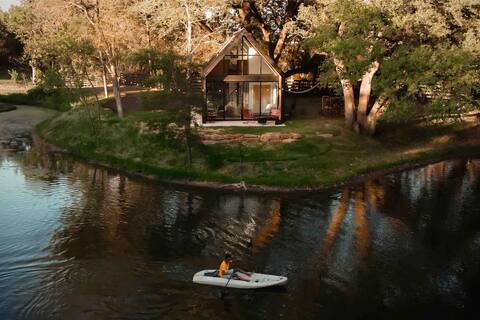 Shadow Bend at Live Oak Lake