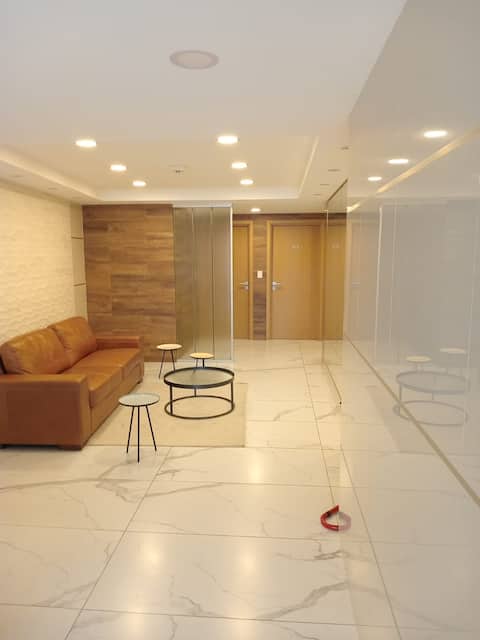 Successful Airbnb property: Premium Studio Apartment with garage included in Pocitos
