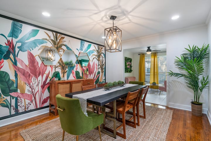 HighPoint Hideaway: Midtown/ Near Liberty Park!