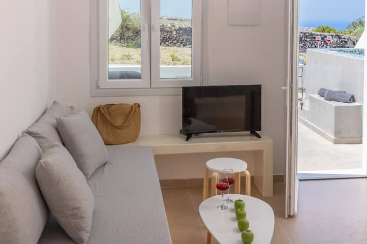 Suite W/ Jazzuzi & Sunset View - Oia