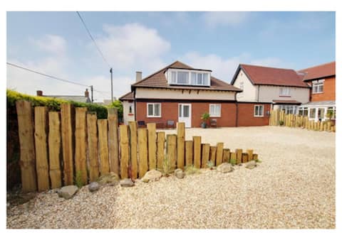 Top Airbnb: A home by the sea in Mablethorpe And Sutton