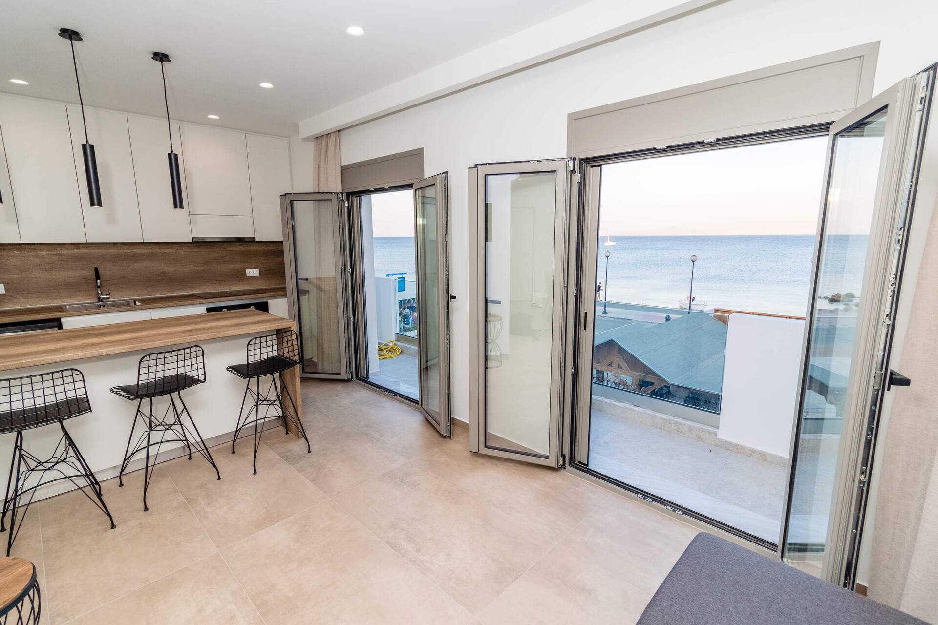 Chrysoula seaside apartment