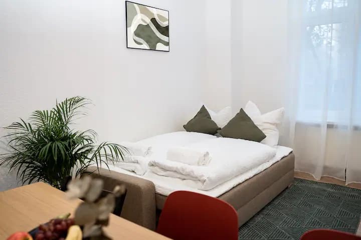 Sovesofa (1,40 m) til yderligere 2 personer