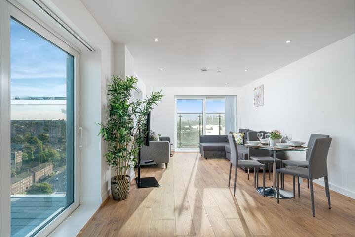The Thames View Apt Woolwich, Near Excel & O2Arena gallery image 5