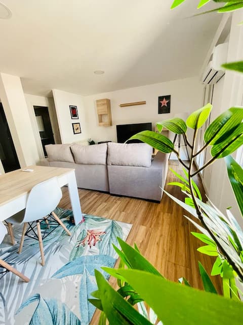 A centrally located and modern apartment. Pedrote AT.09-000068