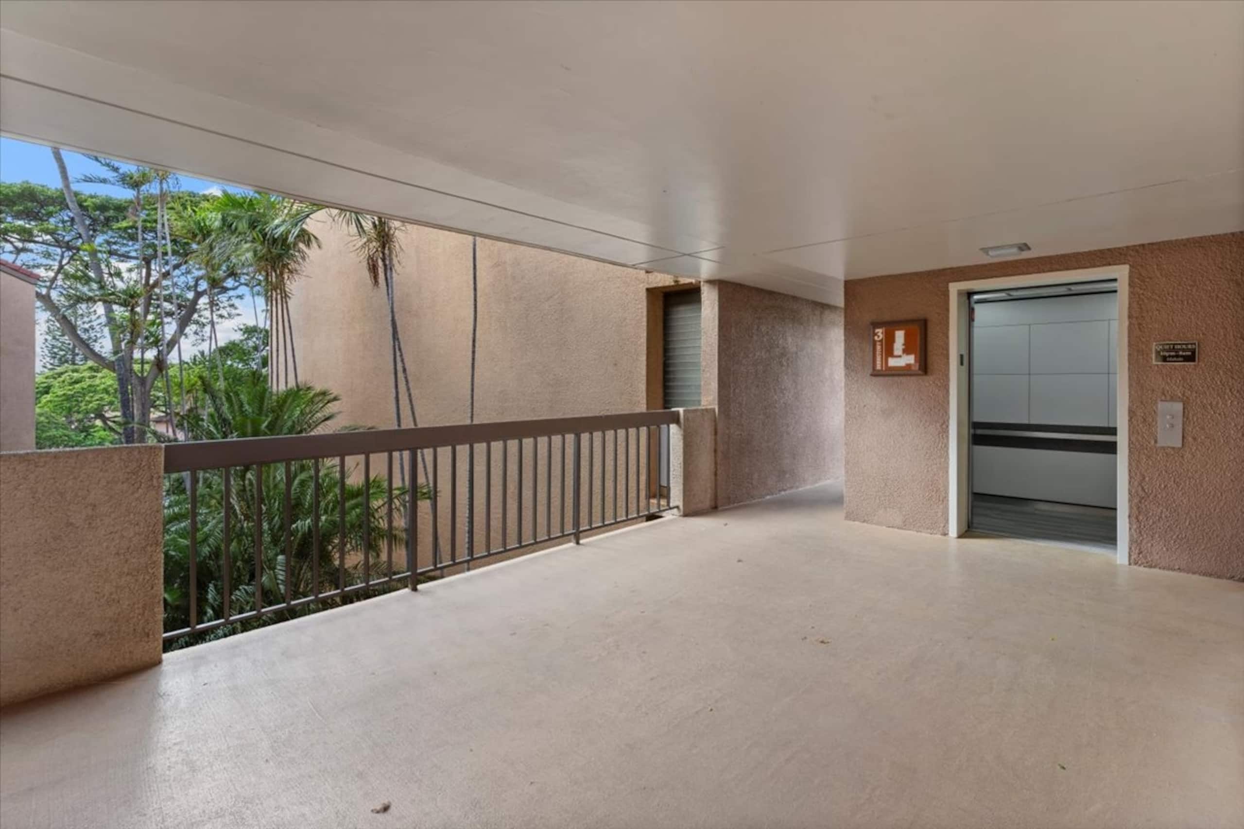 Steps to Charley Young Beach • Remodeled• Pool •AC - Image 32