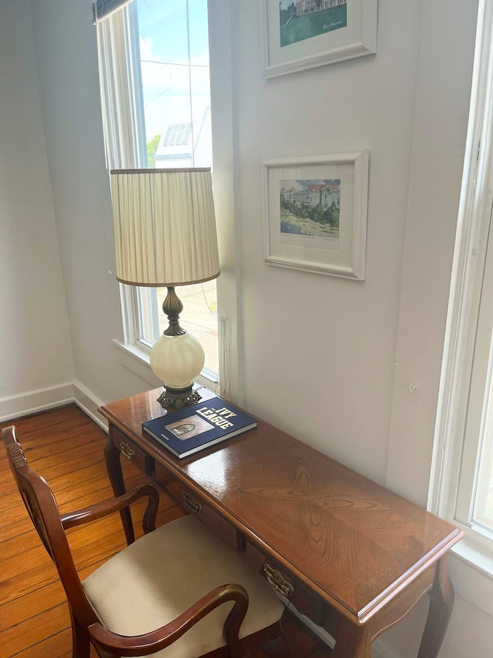 Spacious 2 Br House By Eden Park – 3 Min Walk - Cincinnati
