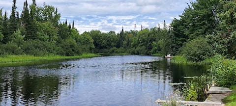 Riverbend Cottage! Come enjoy!