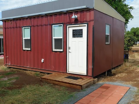 Andrea's & Tom's Place-The Perch