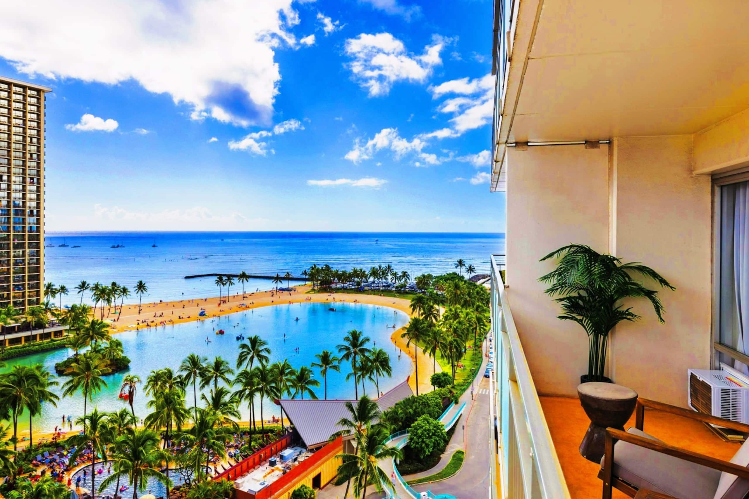 12F Oasis: Studio with Balcony and Ocean Scene - Image 22