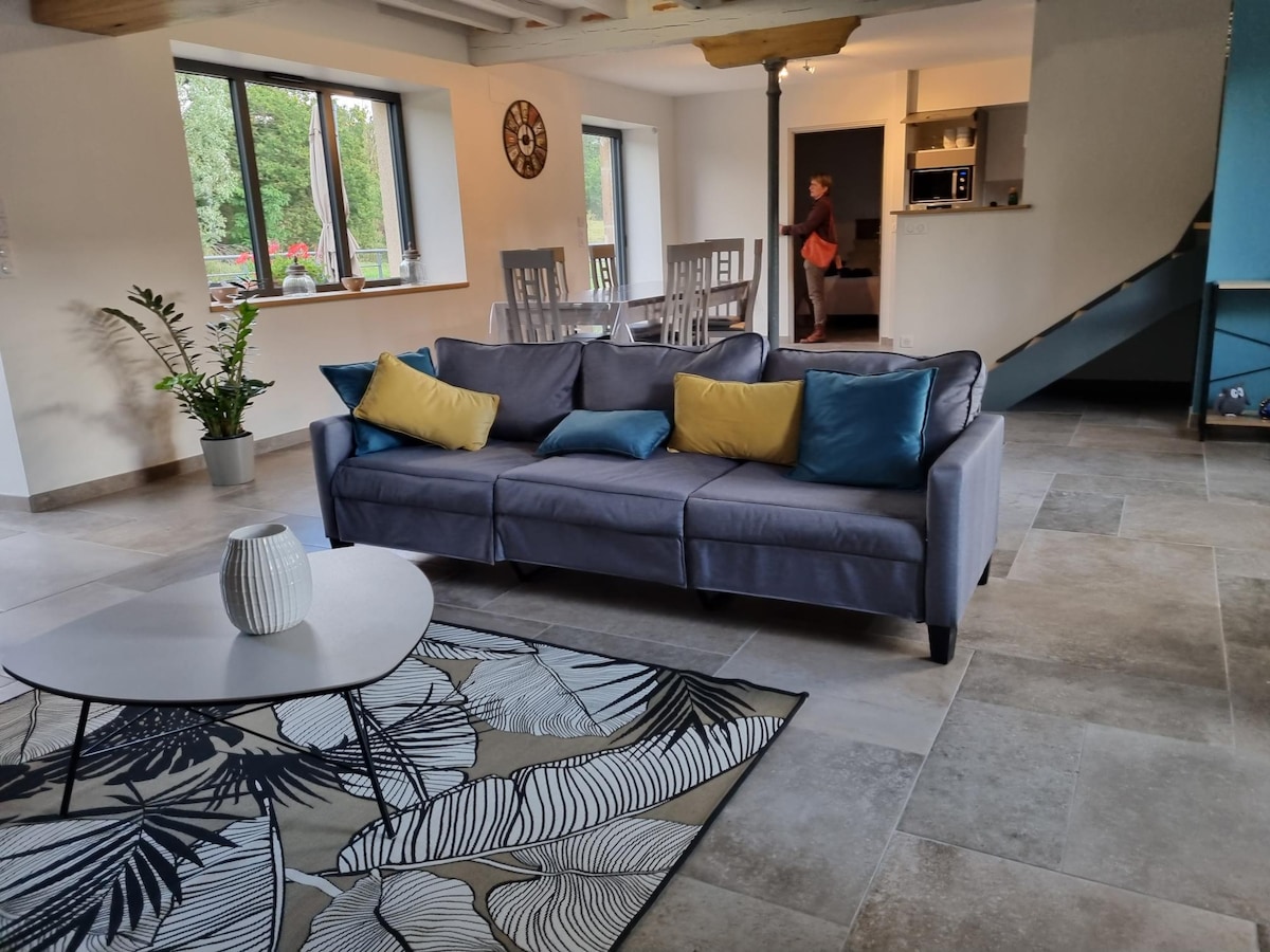 Popular Airbnb listing: Cottage for 9 people close to Gargilesse in Indre