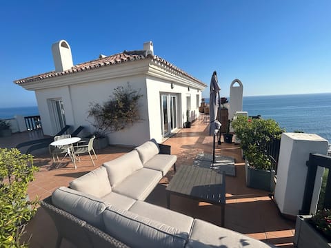 2ch SEA FRONT PENTHOUSE