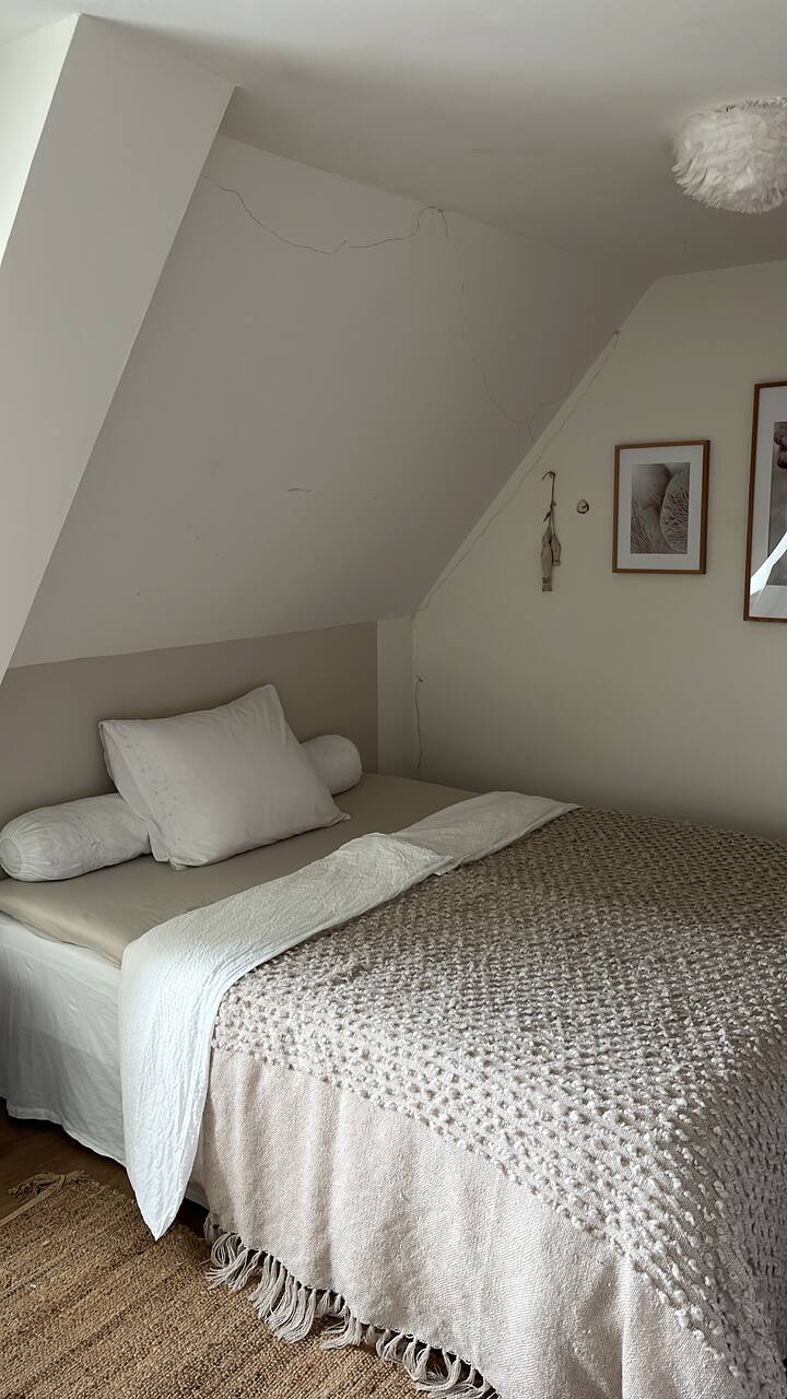 The beach room with closet