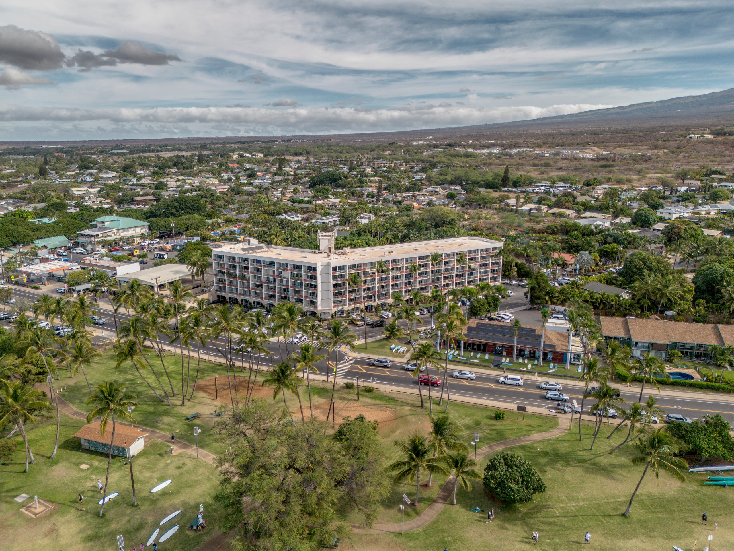 Aloha Love: Ocean View • AC • Beach & Food Nearby - Image 76