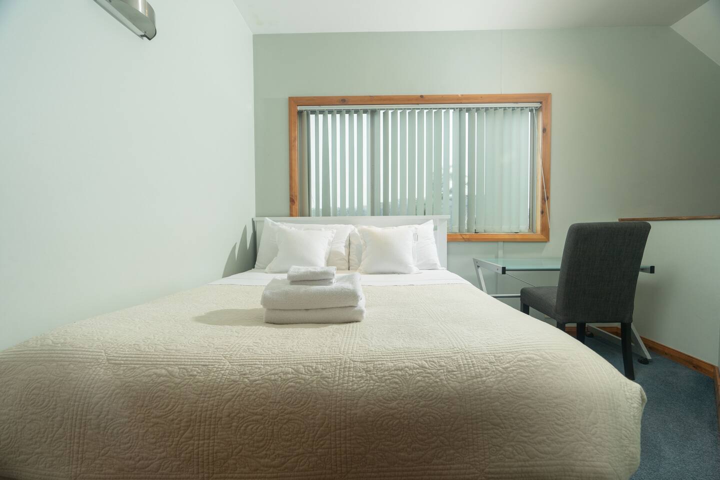 Bay Of Islands Boathouse Apartment-the Bridge 5