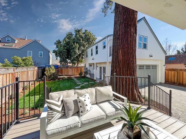 Newly Built, Luxury Living gallery image 2