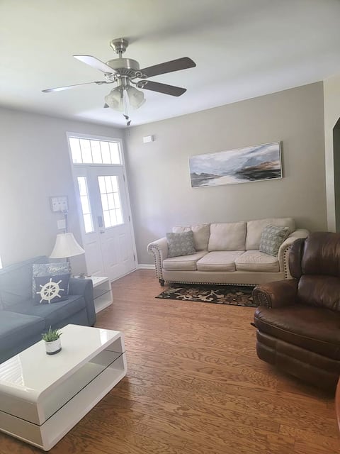 Successful Airbnb property: Little Jewel in Little River