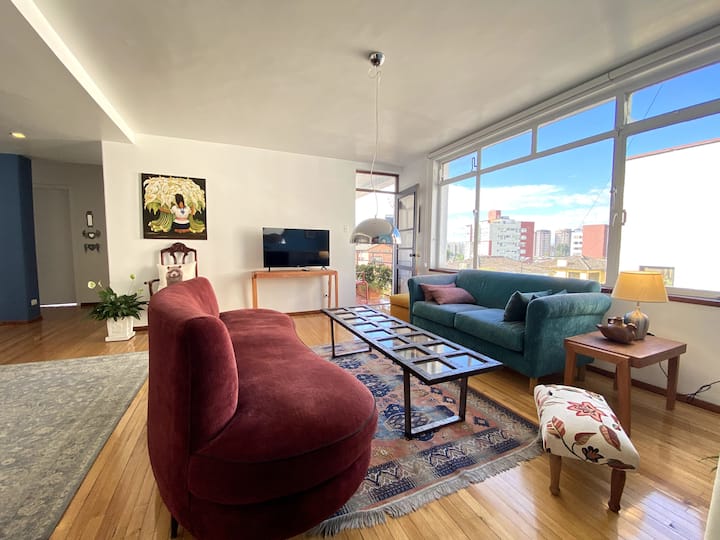 Magnifique Appartement Avec Balcons Et Vues - Quito