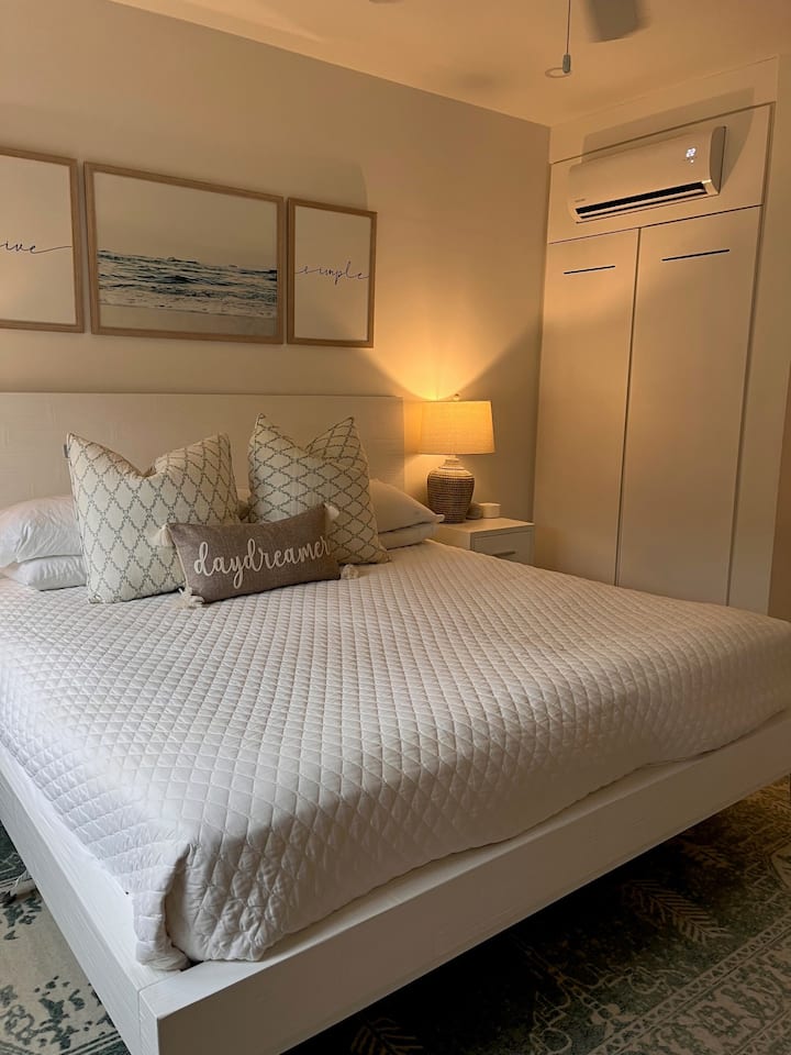 Camera da letto matrimoniale grande con bagno 