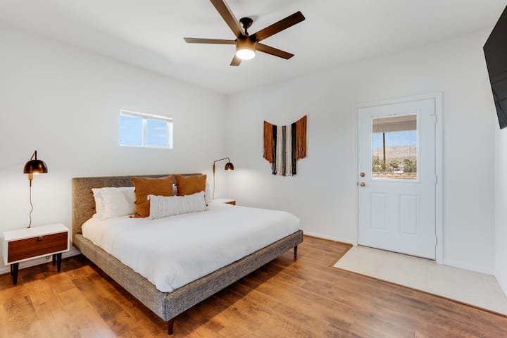 Dormitorio2 con cama tamaño King.