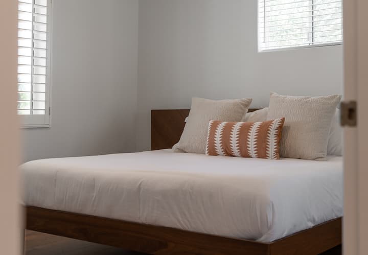 Dormitorio4 con cama tamaño king