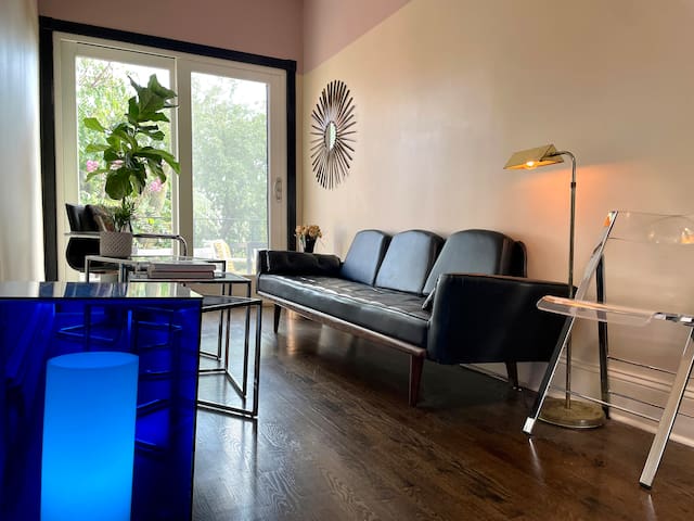 2.5 Bedrooms w/ private roof deck on top floor