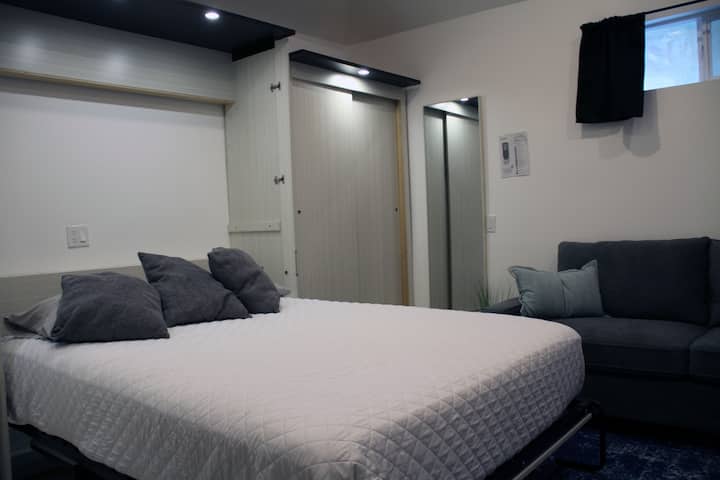 Private Guest Suite Studio City, Monthly Discount - Los Angeles, CA