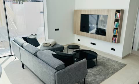 Popular Airbnb listing: Bungalow “SIENA”. Downtown Playa del Inglés in San Bartolomé De Tirajana