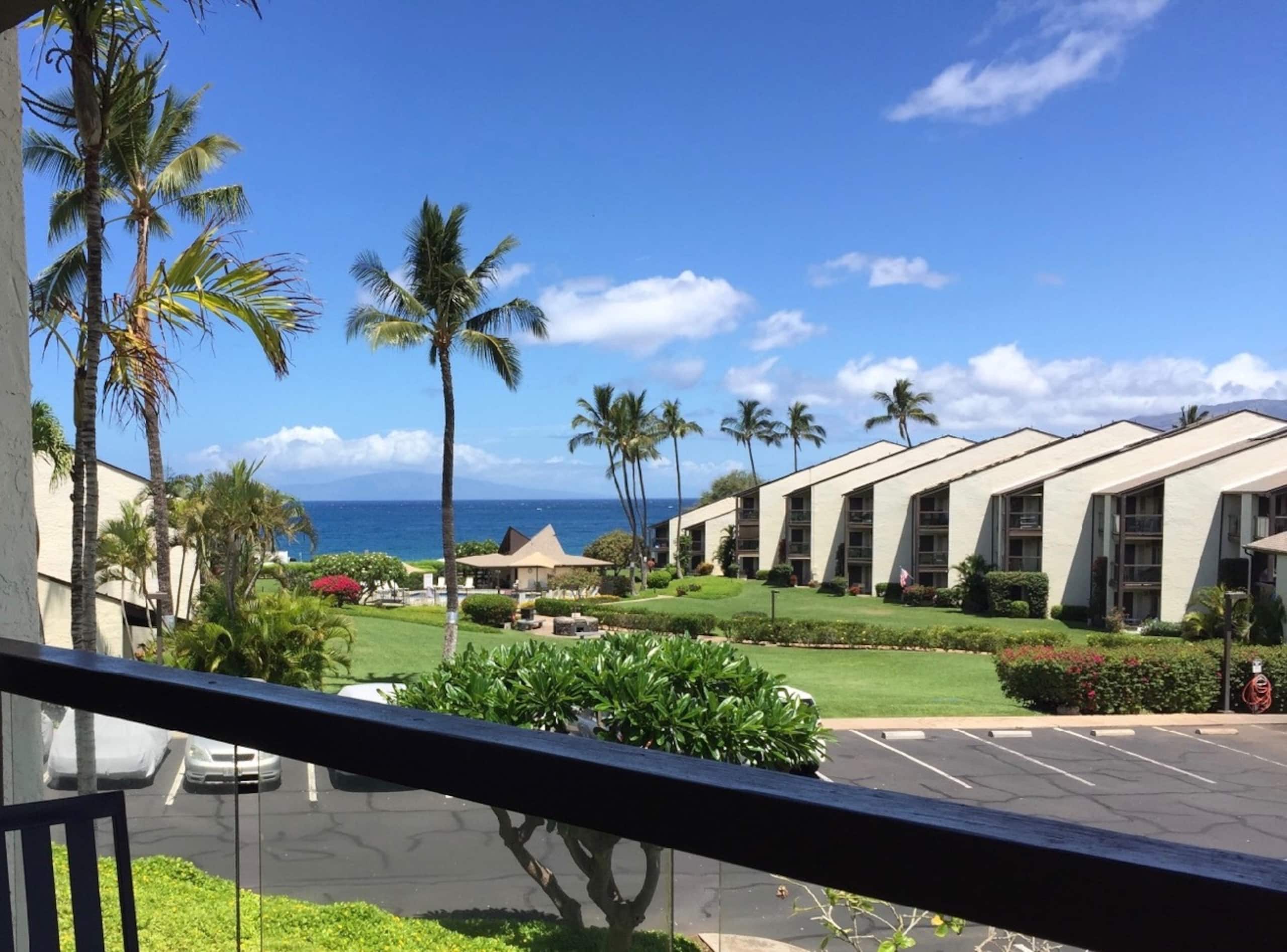 Hale Kamaole condo, across from Kama'ole Beach III - Image 5
