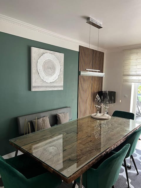 Cozy and central to the fair