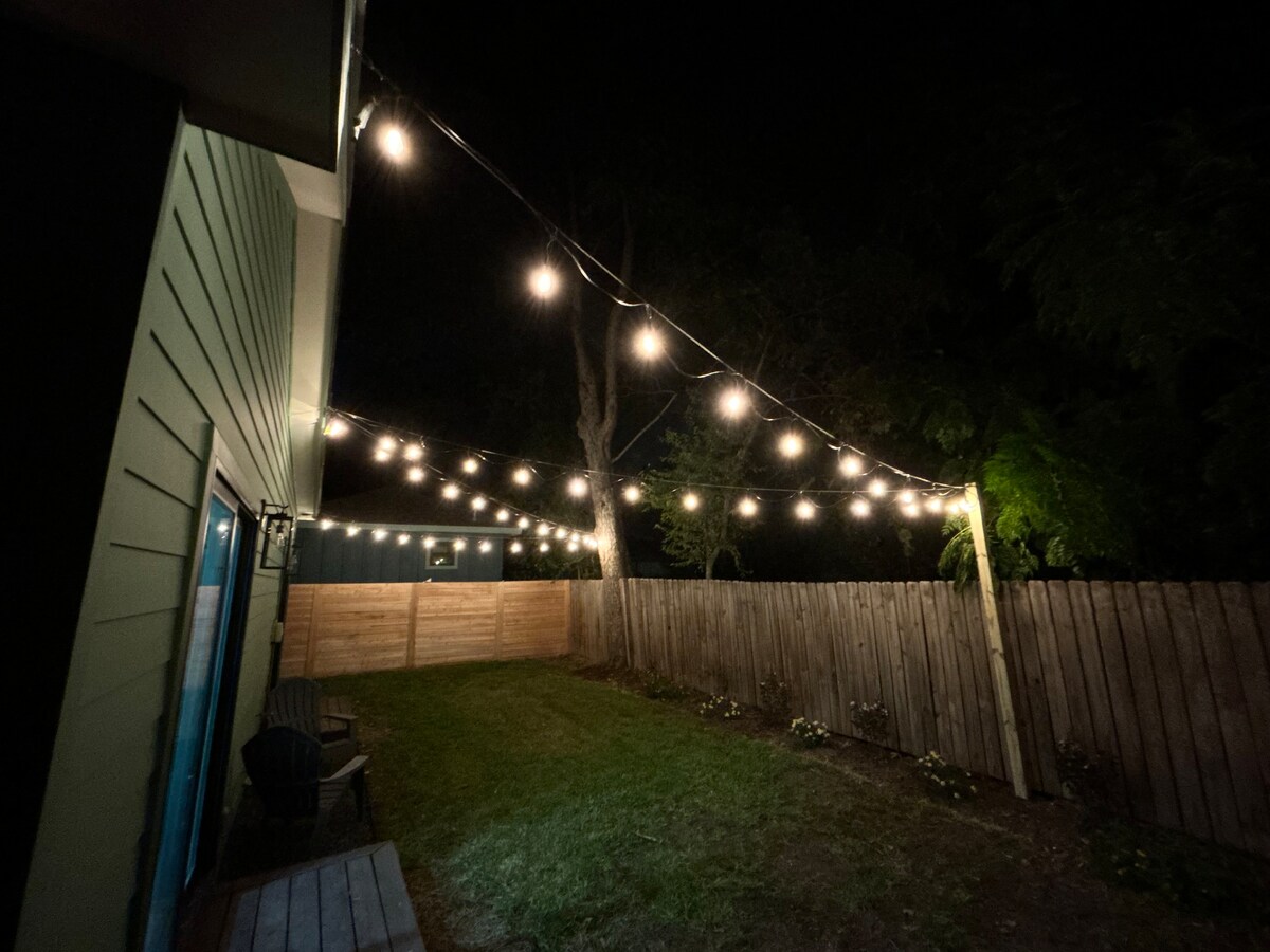 Quiet, Charming, Central to Domain & UT/Downtown