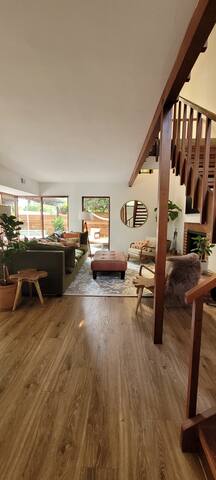 Canyon Gem Near UCLA and Bel Air gallery image 4