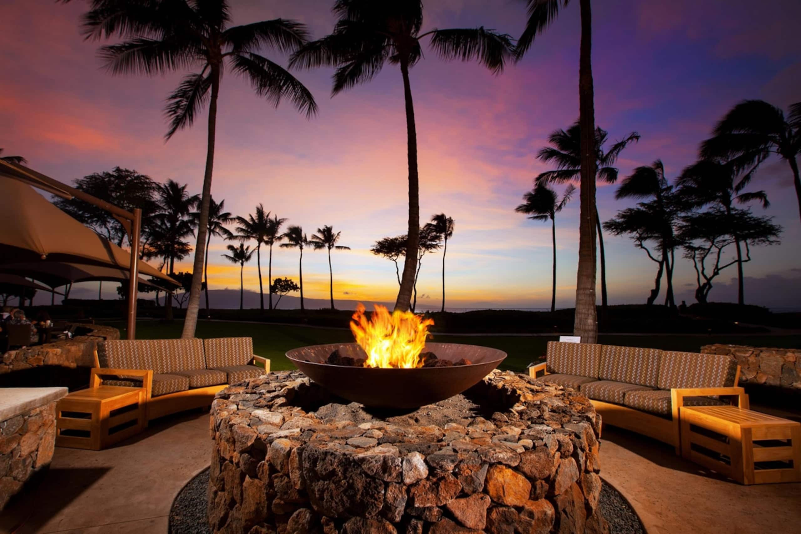 Hotel in Lahaina · ★5.0 · 2 bedrooms · 4 beds · 2 shared baths - Image 18