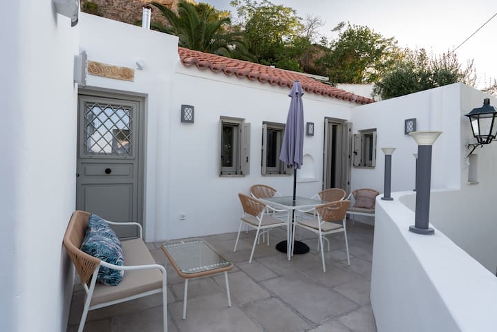 Calithenean Organization managed Airbnb listing 2