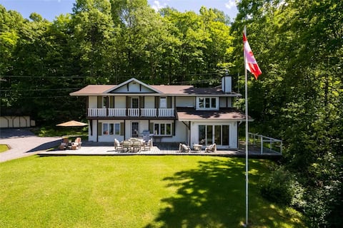 VANA Cottage Lakefront